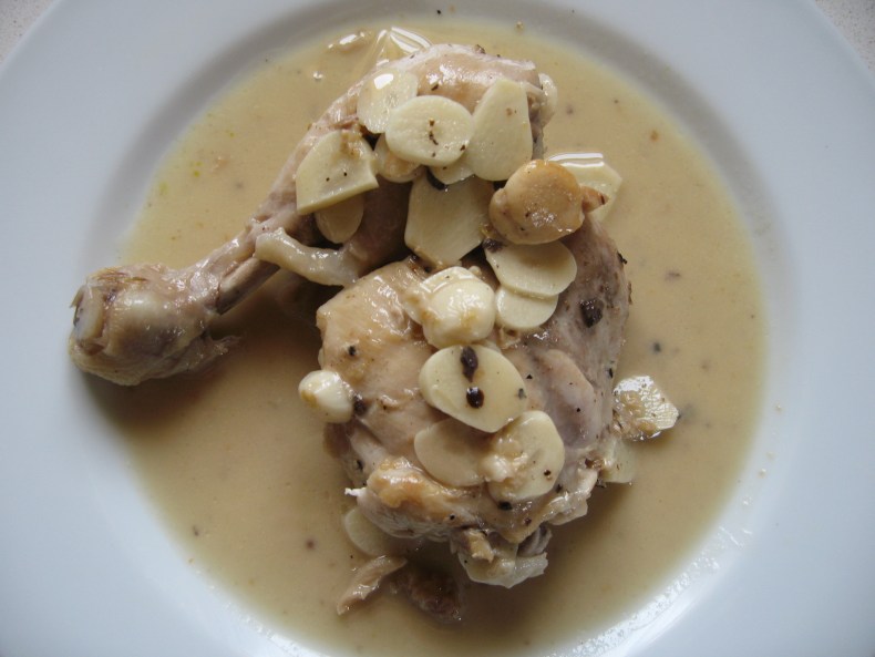 chicken_braised_with_garlic_and_white_wine